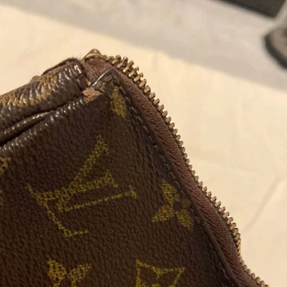 Louis Vuitton Pochette Accessories Monogram Canvas - very old - Picture 11 of 14